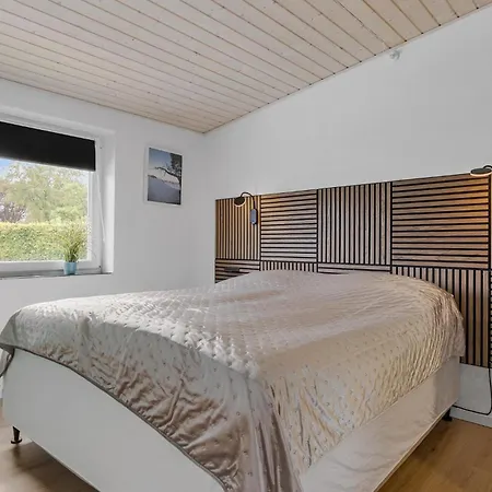 別荘 3 Bedroom Beautiful In